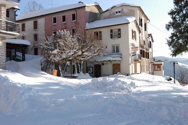 Albergo Ristorante Leso Bosco Chiesanuova Εξωτερικό φωτογραφία
